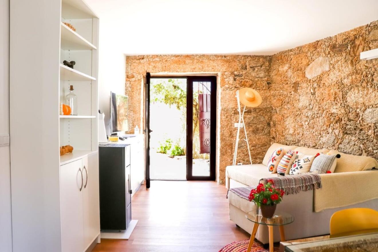 Casas Do Torreao 3 Casas De Alojamento Local Alfaiates Стая снимка